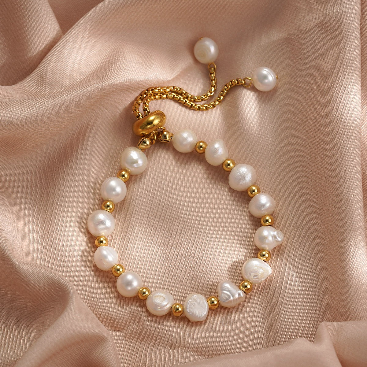 Irregular Pearl Bracelet